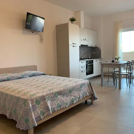 Capinera Aparthotel 3*