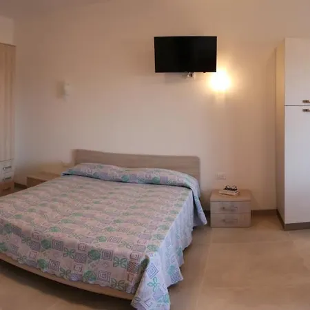 Aparthotel Capinera 3*
